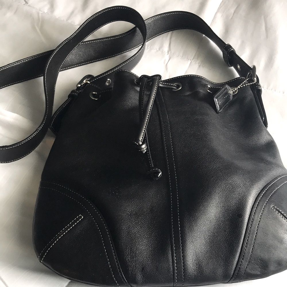 Vintage Coach crossbody leather drawstring purse